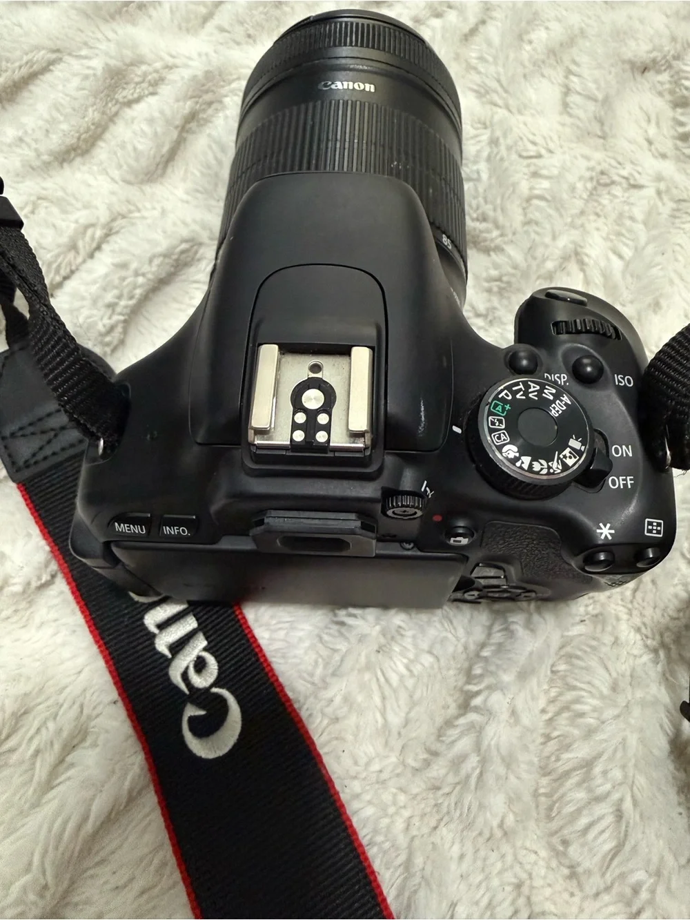 Canon EOS rebel T3i 600D Camera Kit in Black with Accessories